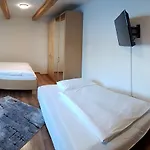 Landgasthof Zehenthof Hotel 3*