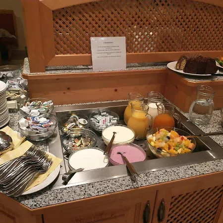 酒店 泽恩霍夫酒店 普法尔韦尔芬